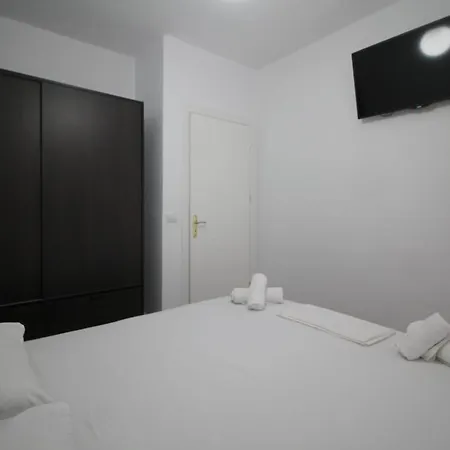 Franci 2 Apartment Sarande