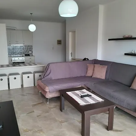 Franci 2 Apartment Sarande