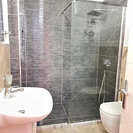 Apartament Franci 2 *