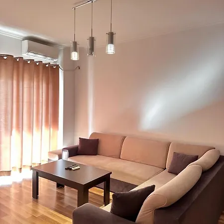 Apartament Franci 2 *