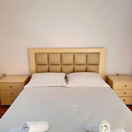 Franci 2 Apartament *