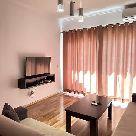 Apartament Franci 2 *