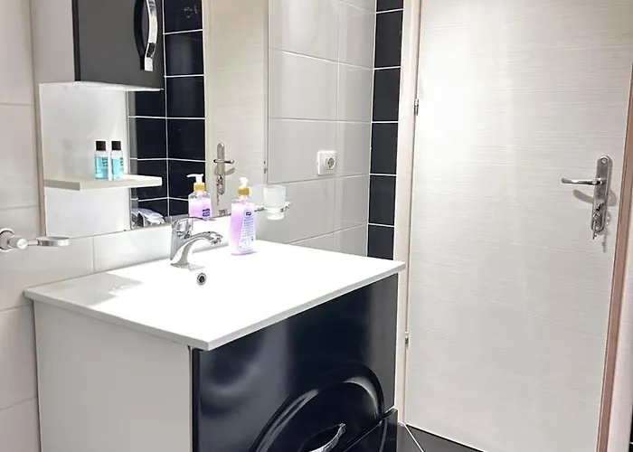 アパート Franci 2 *